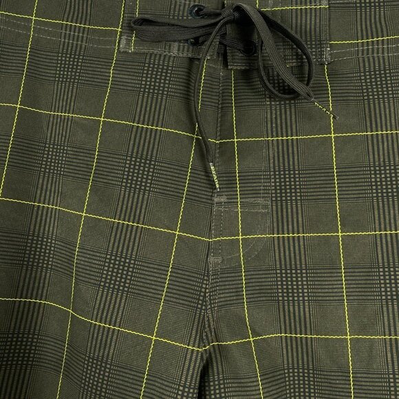 Prana Basalt Studio Board Shorts Men's Size 32 Green Plaid Unlined SW-1660 - Picture 3 of 10